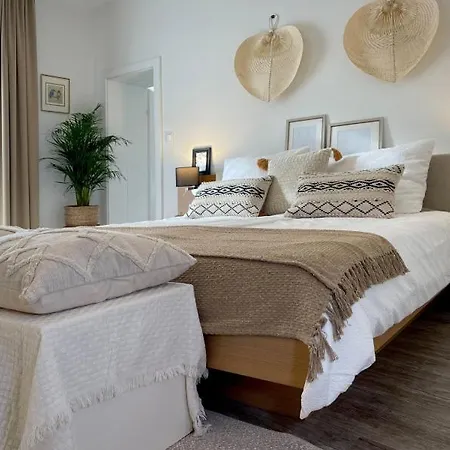 Hotell Strandhotel Kärntnerhof 4*