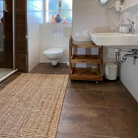 Hotell Strandhotel Kärntnerhof 4*