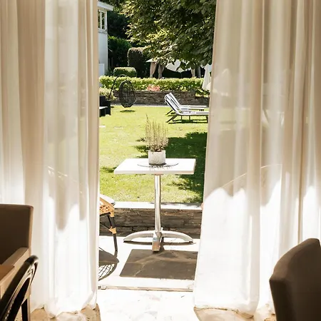 Strandhotel Kaerntnerhof ホテル