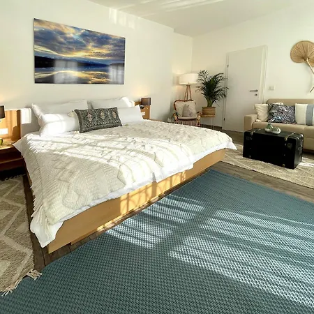 Strandhotel Kaerntnerhof Отель Пёрчах-ам-Вёртерзе