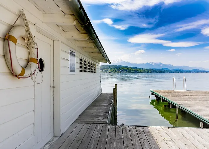 מלון Strandhotel Kaerntnerhof 4*